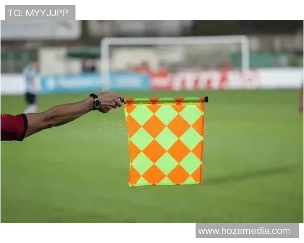 深入解析足球越位规则图解助你轻松理解比赛中的关键判罚 深入解析足球越位规则图解助你轻松理解比赛中的关键判罚